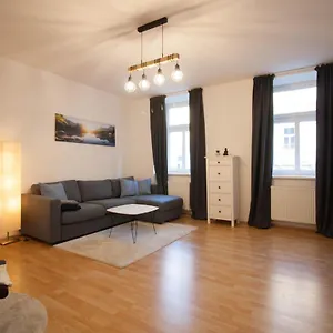 Cozy 2 - Enjoy Viennas Summer Vibes Vienne
